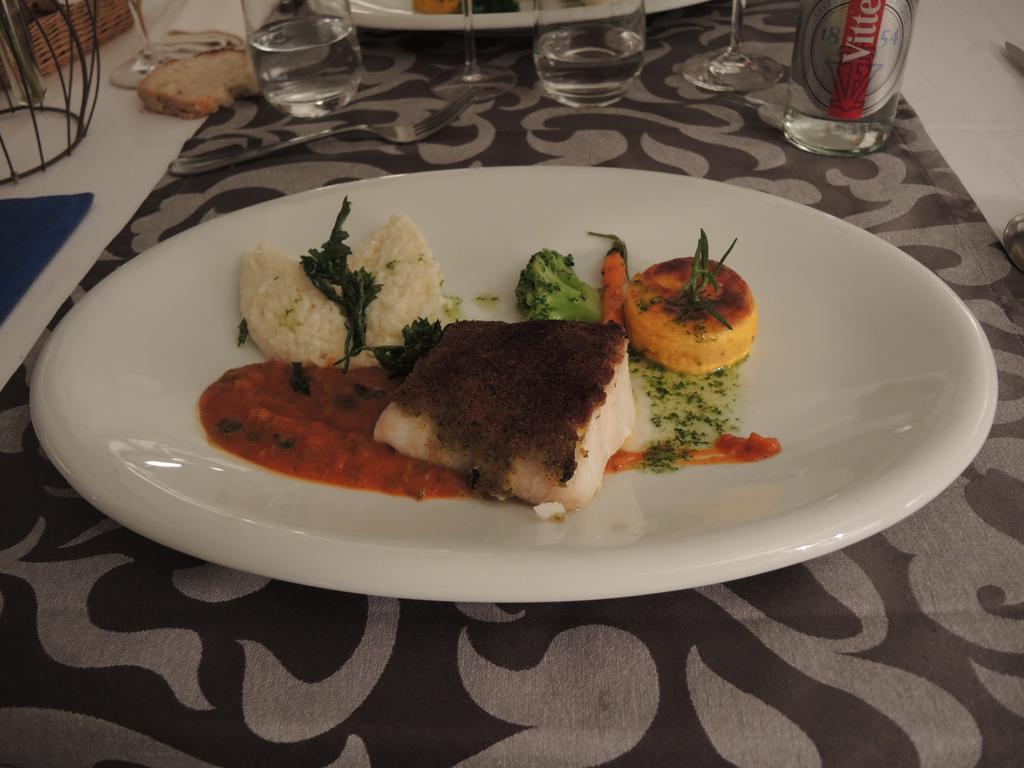 Eurotel Vesoul Buitenkant foto