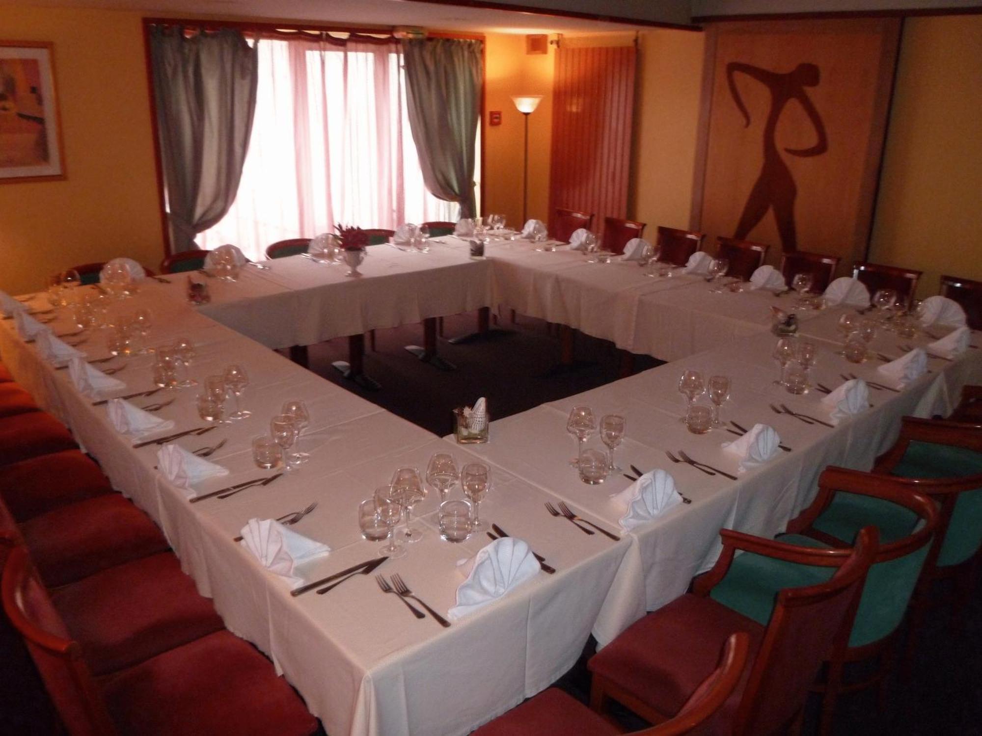 Eurotel Vesoul Buitenkant foto